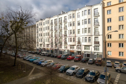 Mieszkanie Sprzedaż Warszawa Wola Mirów / Browary Warszawskie / balkon / garaż /  1914 r.
