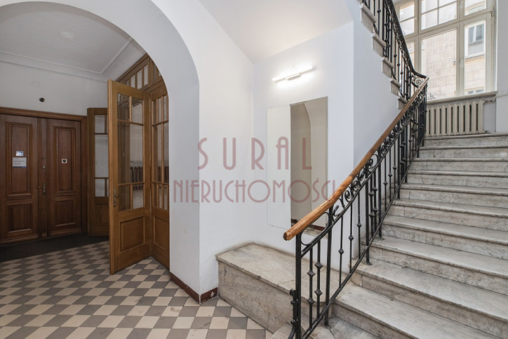 Mieszkanie Sprzedaż Warszawa Śródmieście przy Nowogrodzkiej / apartament / winda / balkon / kamienica 1911 r. 9