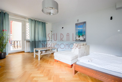 Dom Sprzedaż Warszawa Bielany Hostel/ dwa domy / 17 pokoi / metro Słodowiec