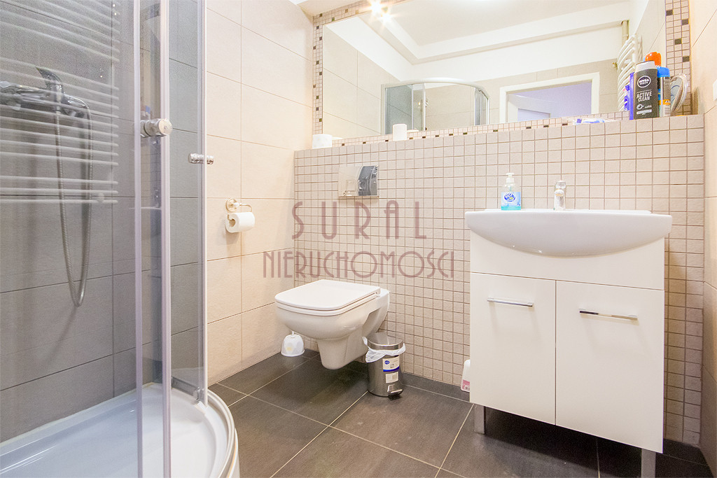Dom Sprzedaż Warszawa Bielany Hostel/ dwa domy / 17 pokoi / metro Słodowiec